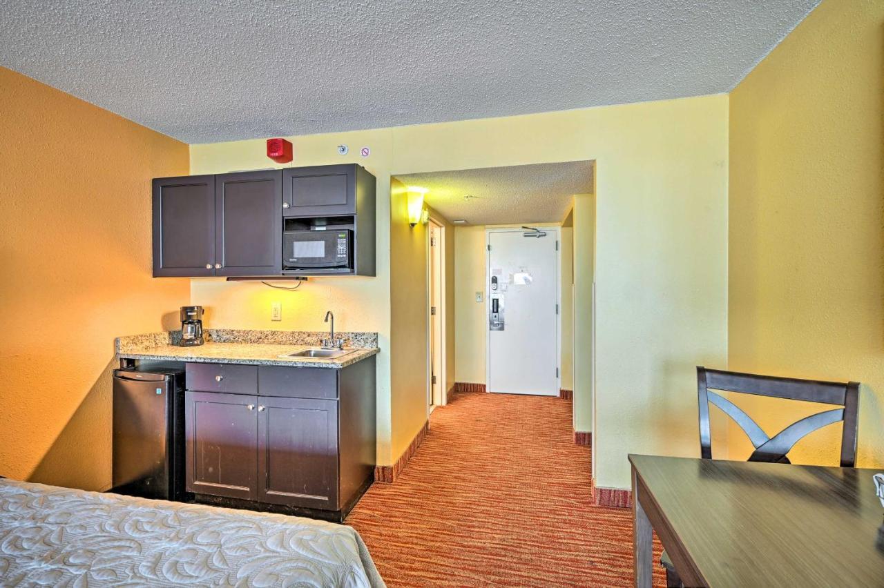 Convenient Myrtle Beach Studio With Balcony! Exterior photo