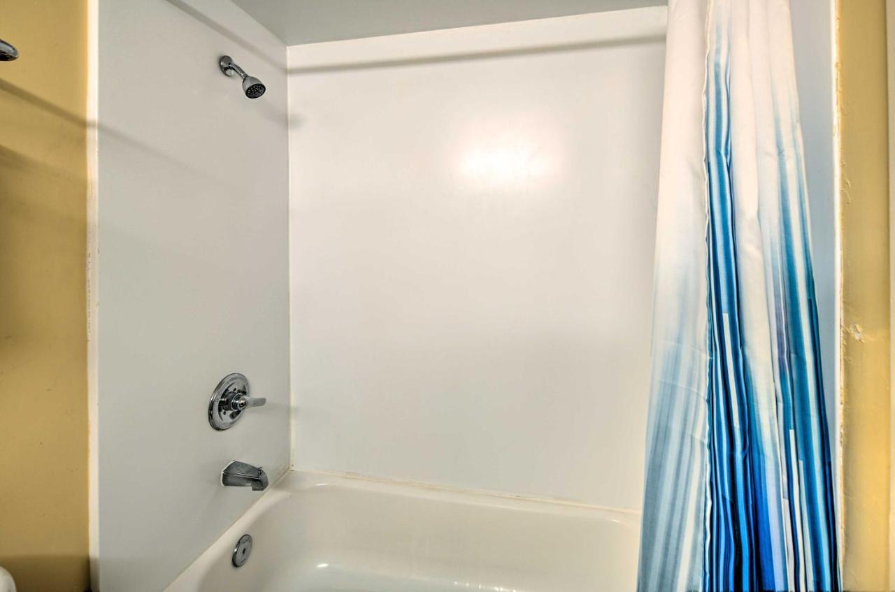 Convenient Myrtle Beach Studio With Balcony! Exterior photo